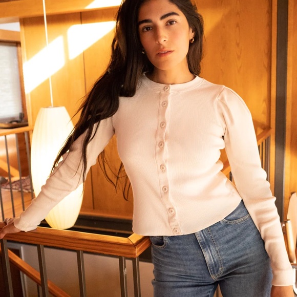 AMO Women's Cardigan - Light Gray - Picture 13 of 16